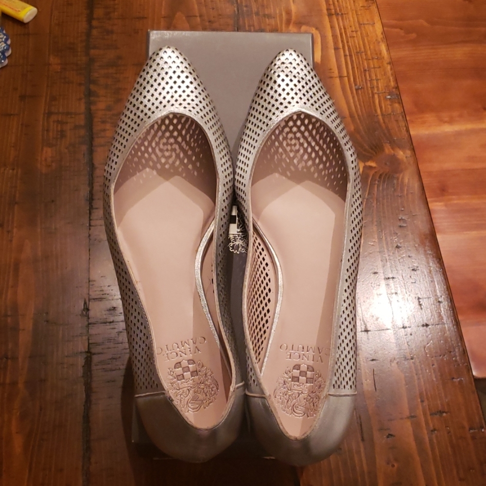 Vince Camuto pointed flats